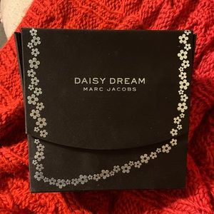 Daisy dream by Marc Jacobs